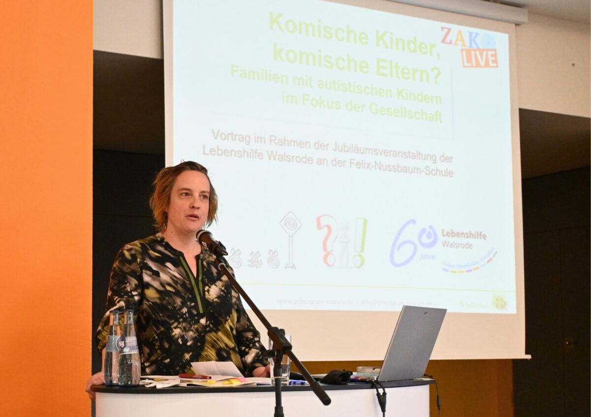 Judith Hack gibt emotionale Einblicke in das Leben mit autistischen Kindern - Lebenshilfe Walsrode Judith Hack gibt emotionale Einblicke in das Leben mit autistischen Kindern - Lebenshilfe Walsrode
